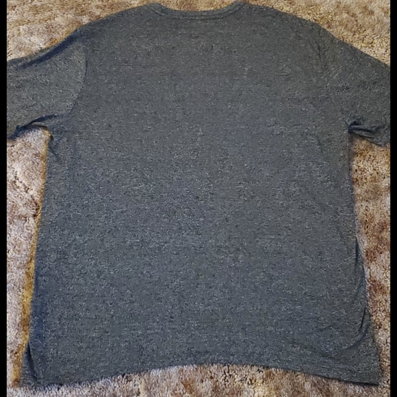 Mens Hurley tshirt - Picture 3 of 4